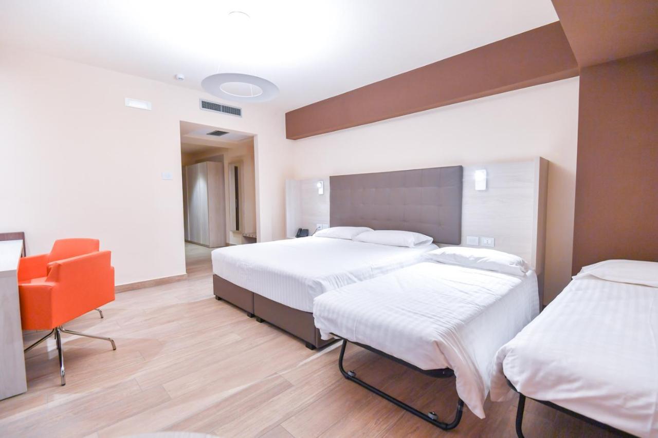 Bhotel Lagonegro Zewnętrze zdjęcie