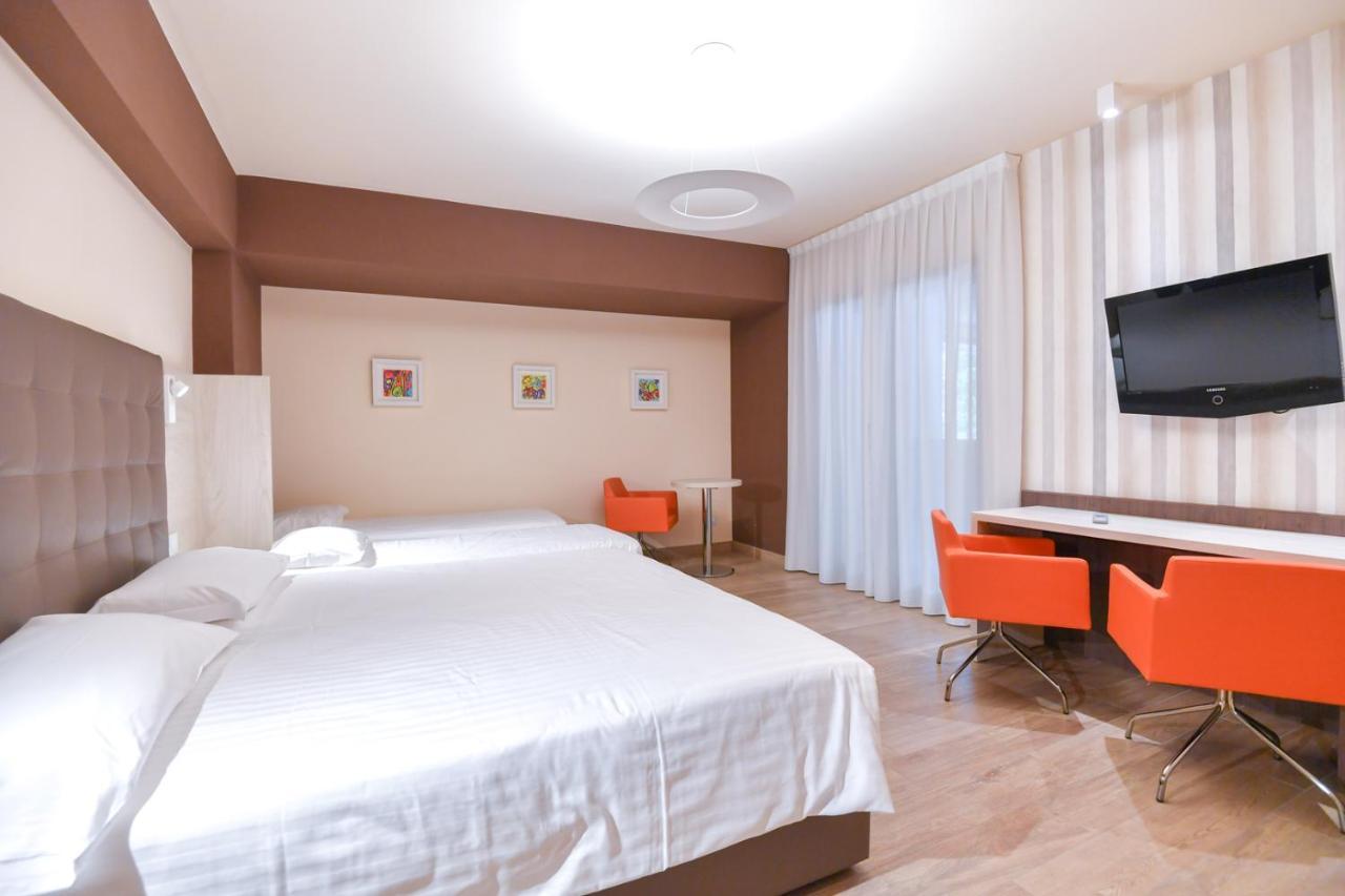 Bhotel Lagonegro Zewnętrze zdjęcie