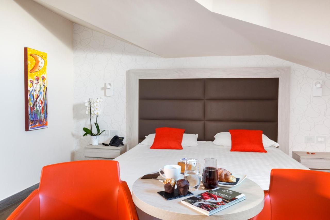 Bhotel Lagonegro Zewnętrze zdjęcie