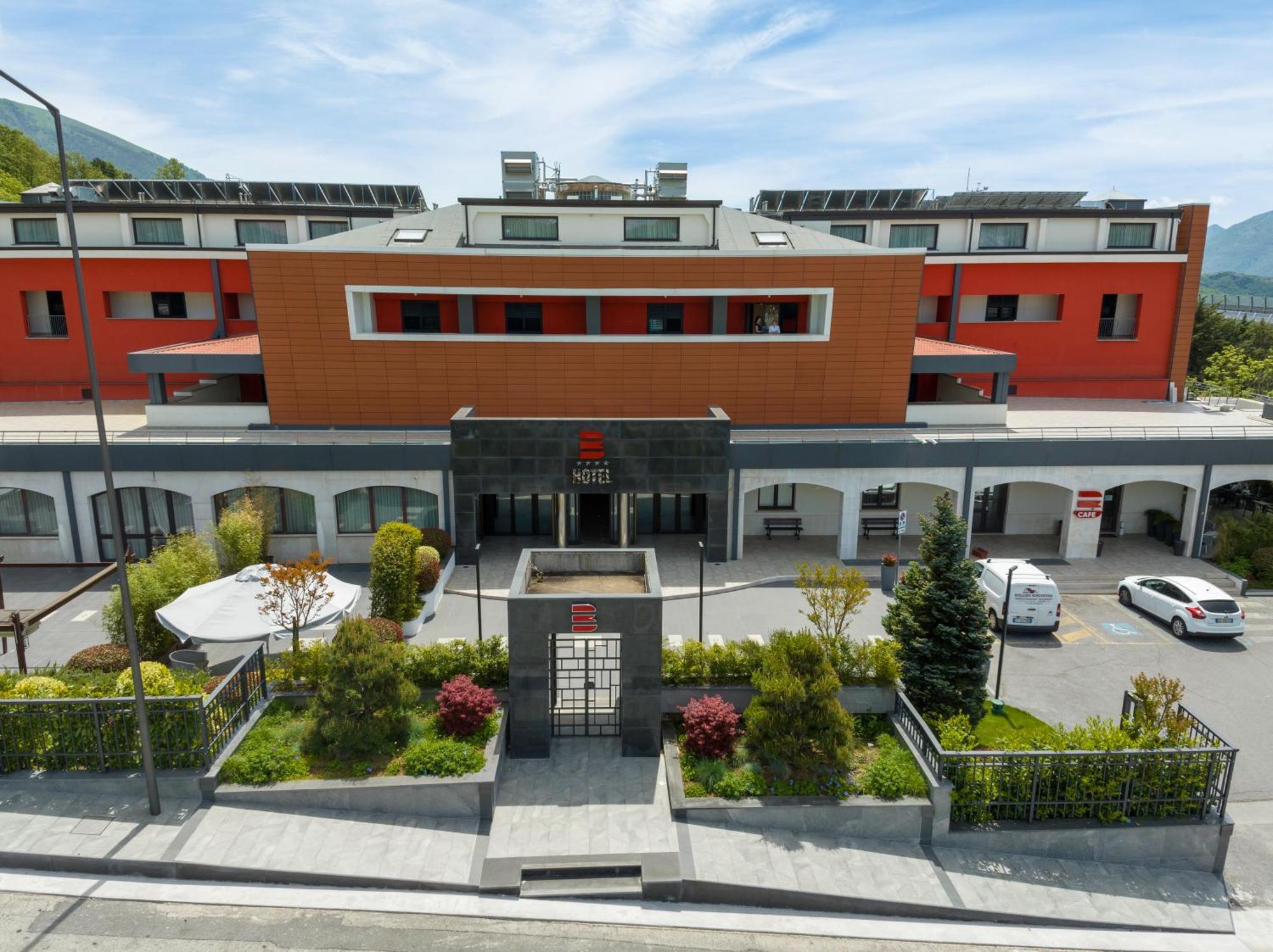 Bhotel Lagonegro Zewnętrze zdjęcie