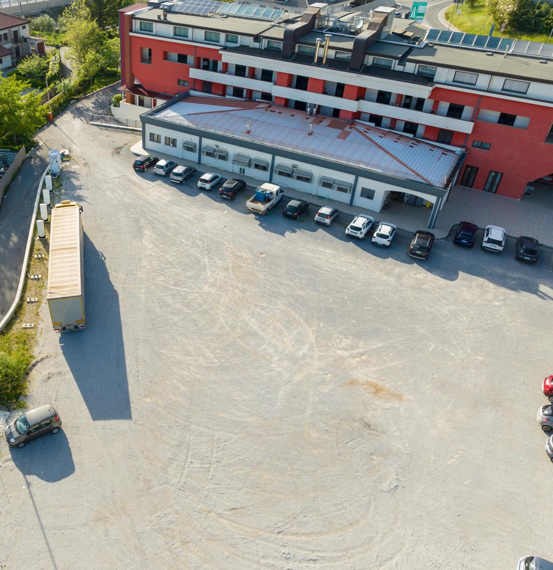Bhotel Lagonegro Zewnętrze zdjęcie